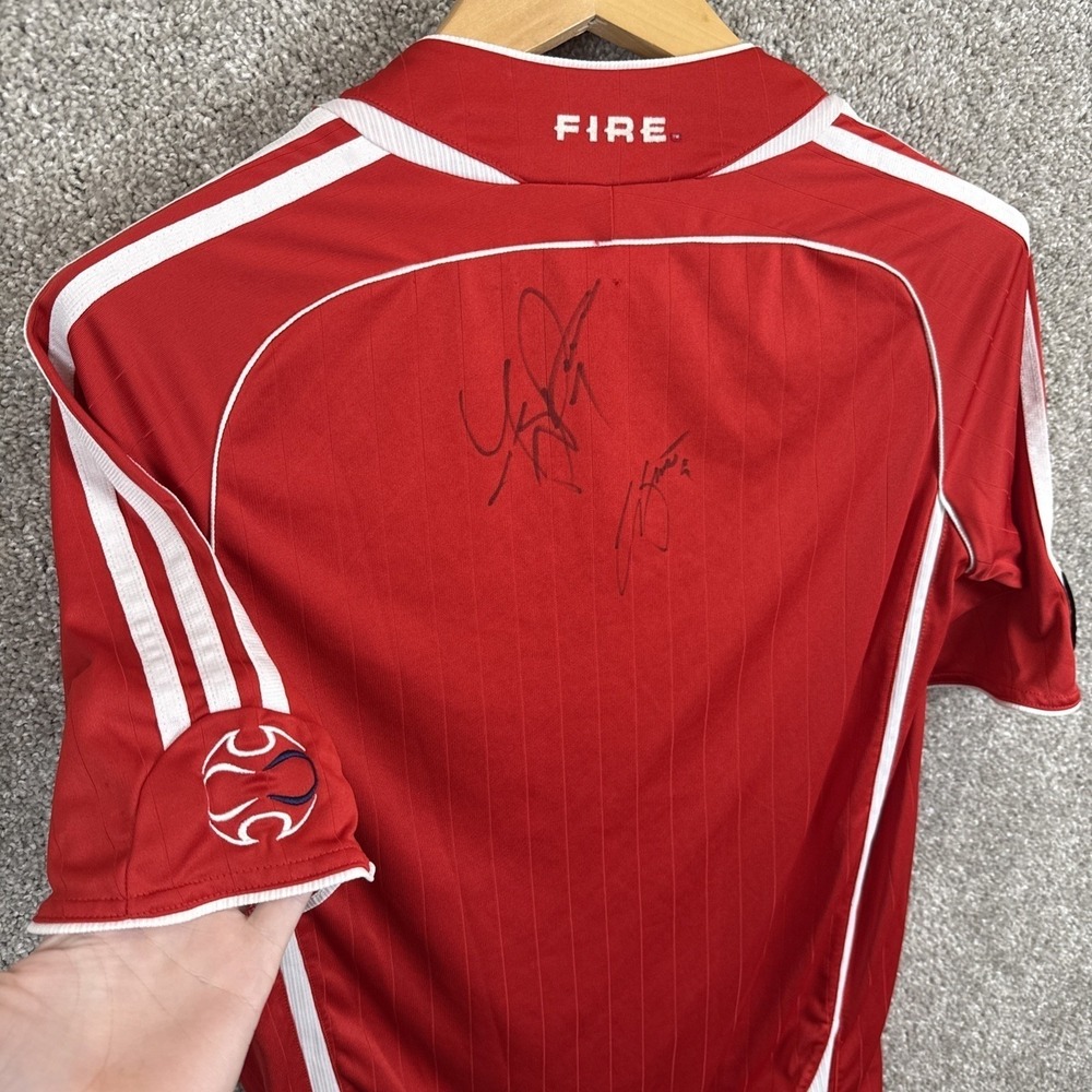 Adidas Chicago Fire MLS Soccer Jersey Mens Small Red Signed Autographed - Picture 5 of 9